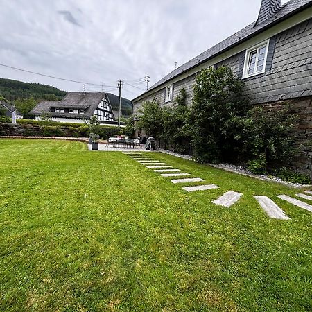 Ferienwohnung Waldblick Леннештадт Экстерьер фото